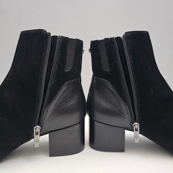 NEW Donald Pliner Kelsee Ankle Bootie Womens 9.5 Black Suede Square Toe Heel - Picture 4 of 14